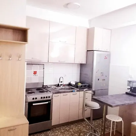 Cozy Modern Apt * Skopje